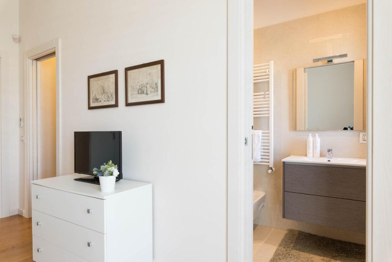 Casa Torre Di Specchio 2 Con Piscina Apartment Bari Ngoại thất bức ảnh