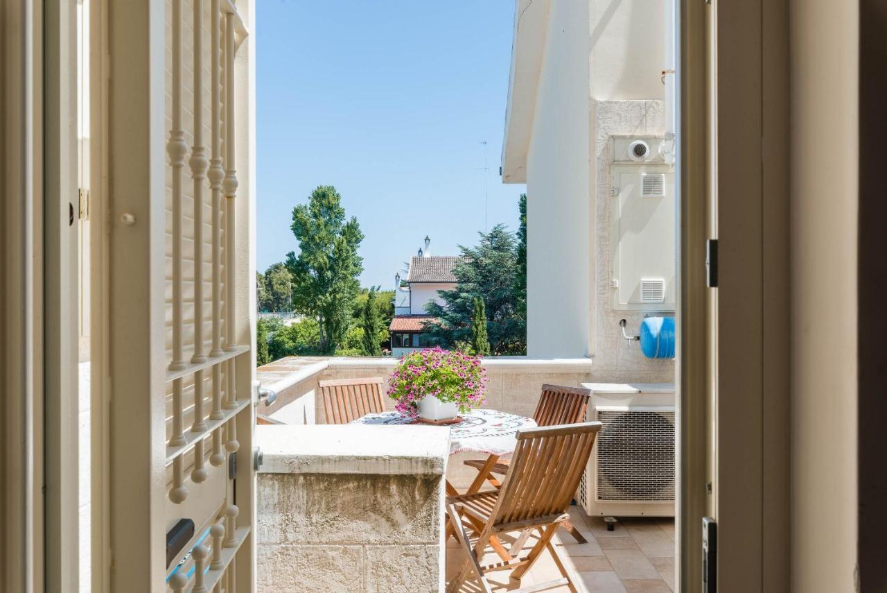 Casa Torre Di Specchio 2 Con Piscina Apartment Bari Ngoại thất bức ảnh