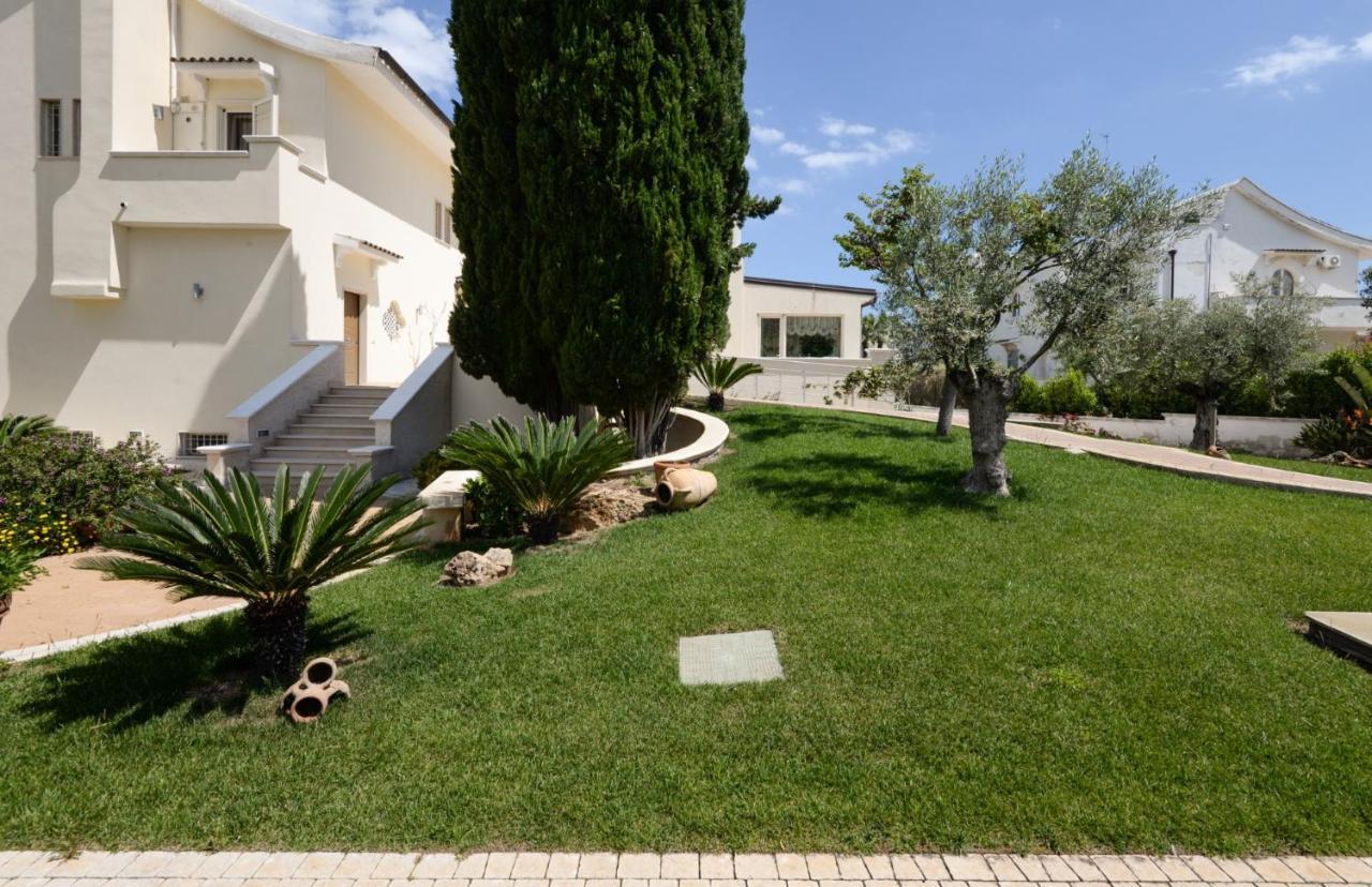 Casa Torre Di Specchio 2 Con Piscina Apartment Bari Ngoại thất bức ảnh