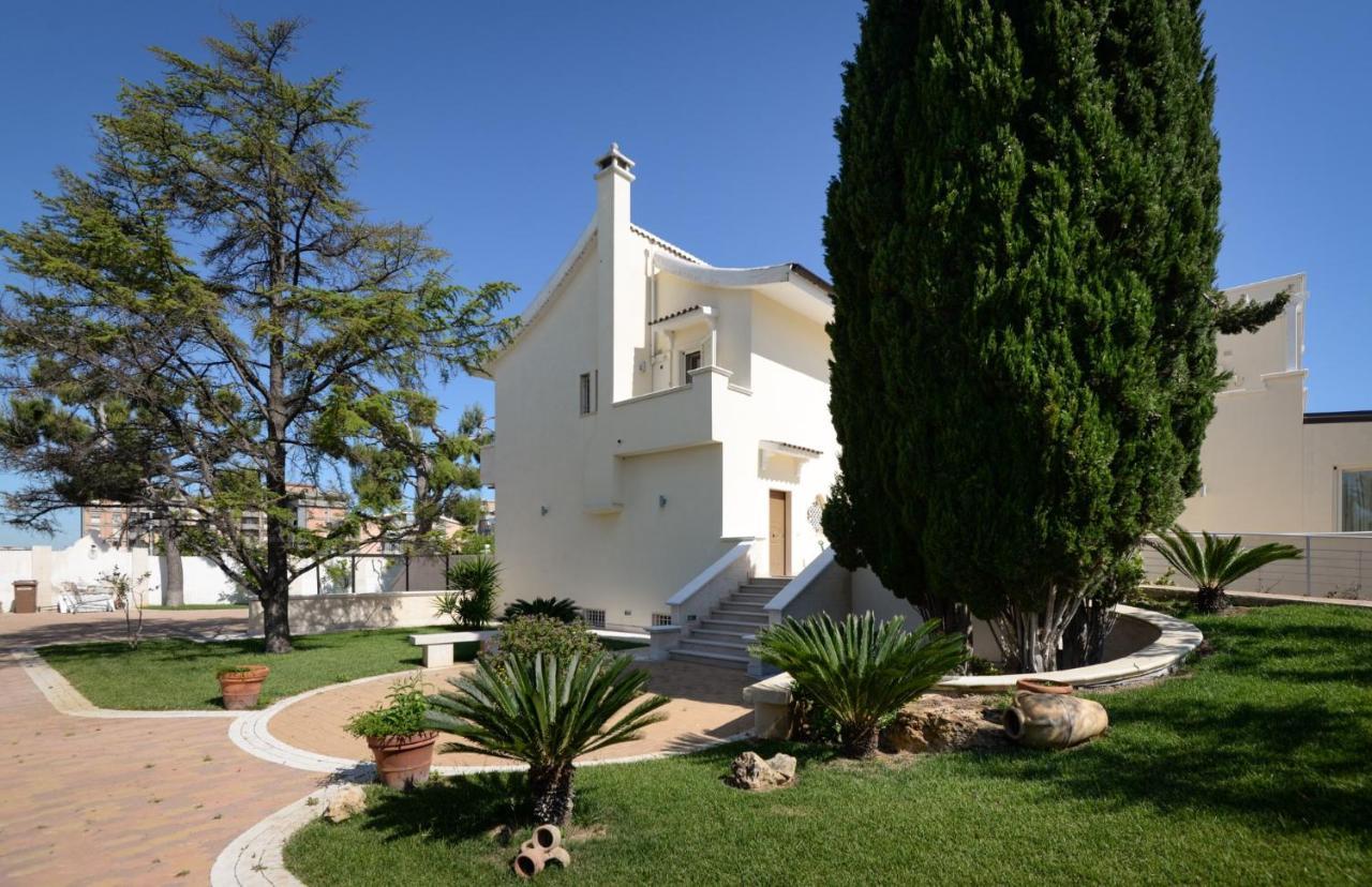 Casa Torre Di Specchio 2 Con Piscina Apartment Bari Ngoại thất bức ảnh