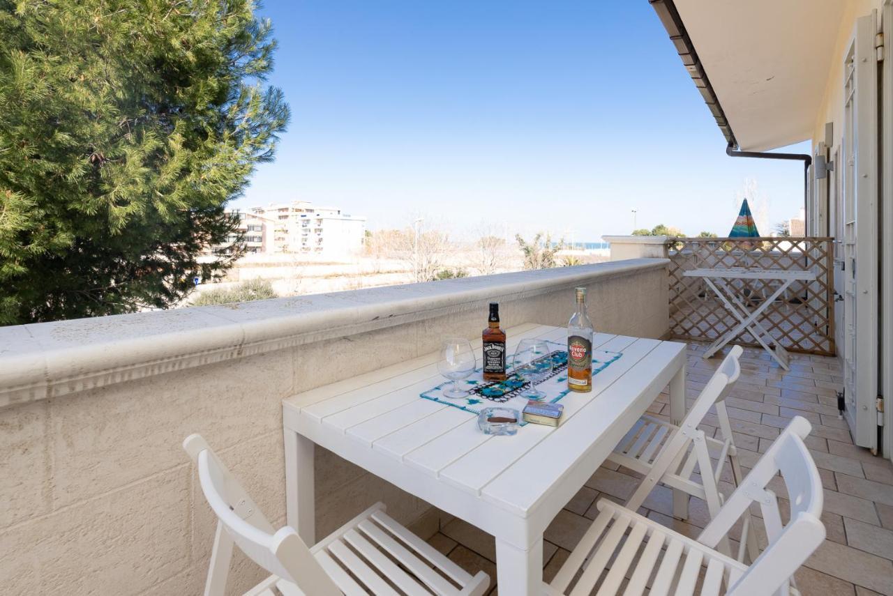 Casa Torre Di Specchio 2 Con Piscina Apartment Bari Ngoại thất bức ảnh