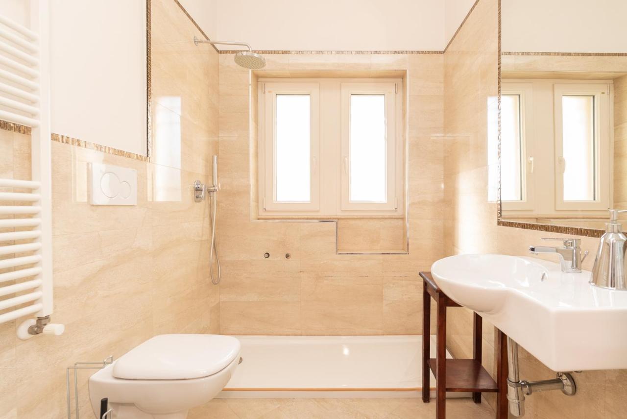 Casa Torre Di Specchio 2 Con Piscina Apartment Bari Ngoại thất bức ảnh