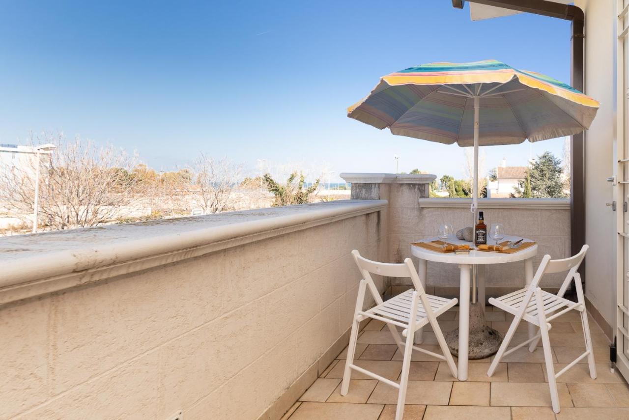 Casa Torre Di Specchio 2 Con Piscina Apartment Bari Ngoại thất bức ảnh