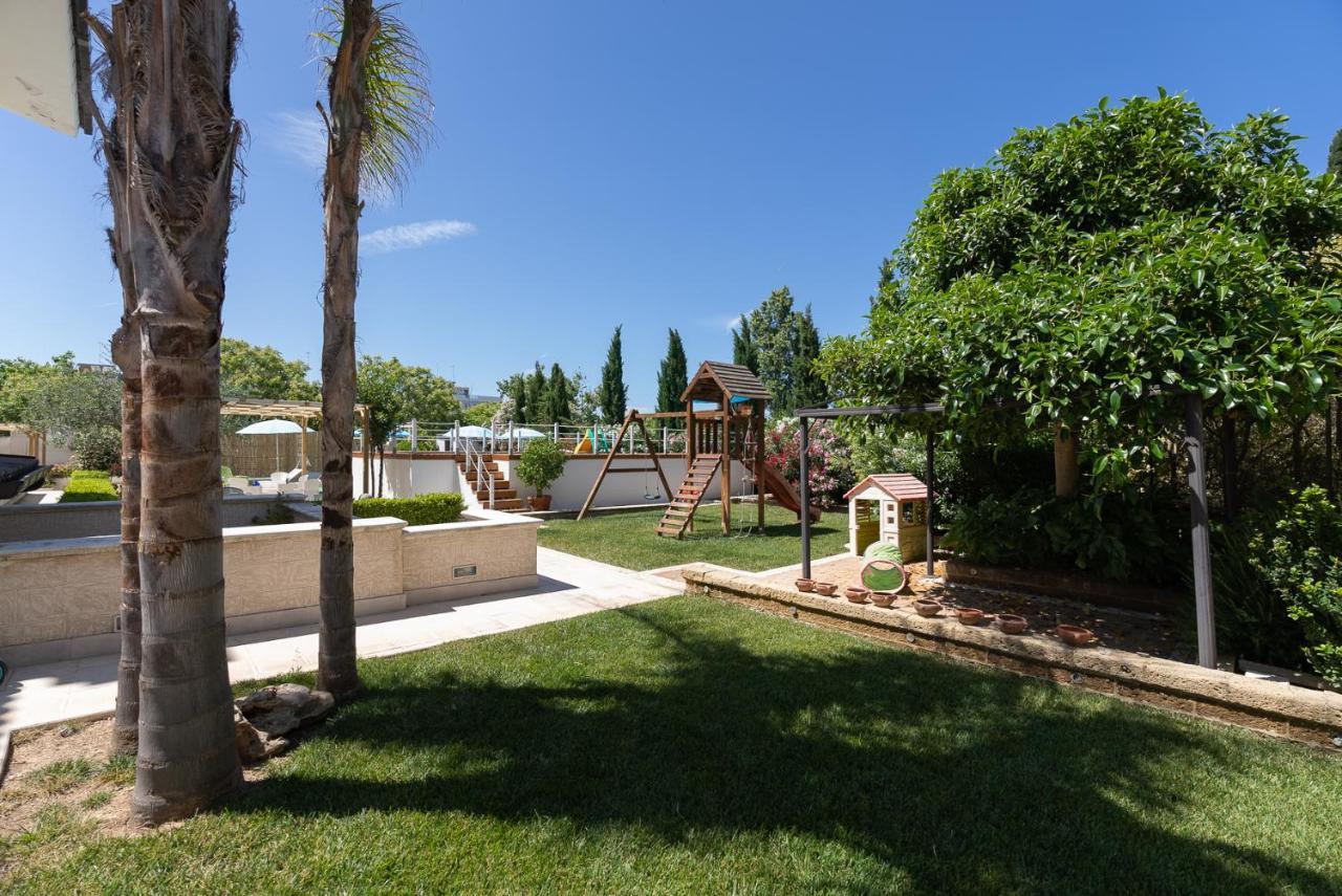 Casa Torre Di Specchio 2 Con Piscina Apartment Bari Ngoại thất bức ảnh